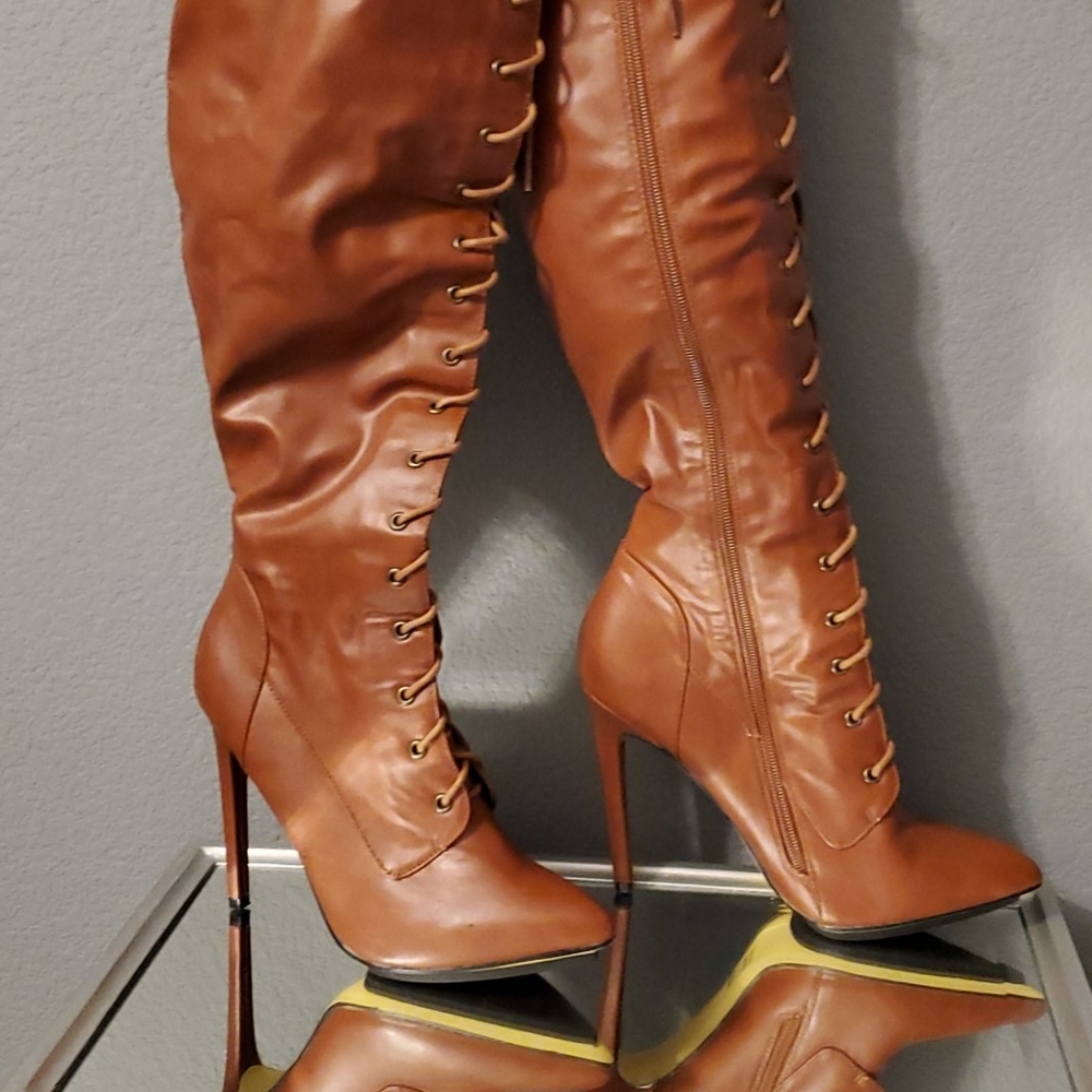 Like New...In Great Condition Cognac Color Boots - image 4
